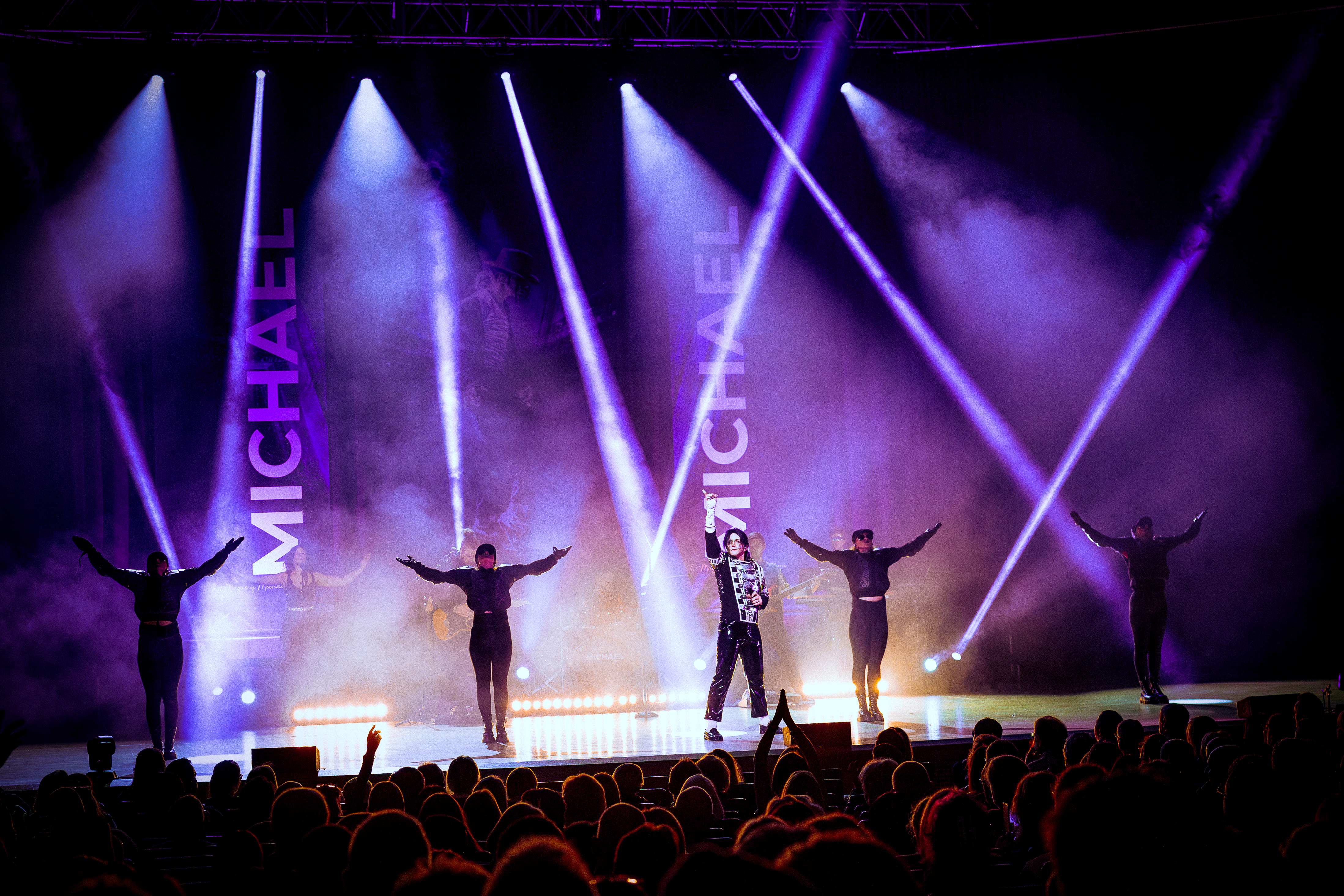 Michael Starring Ben