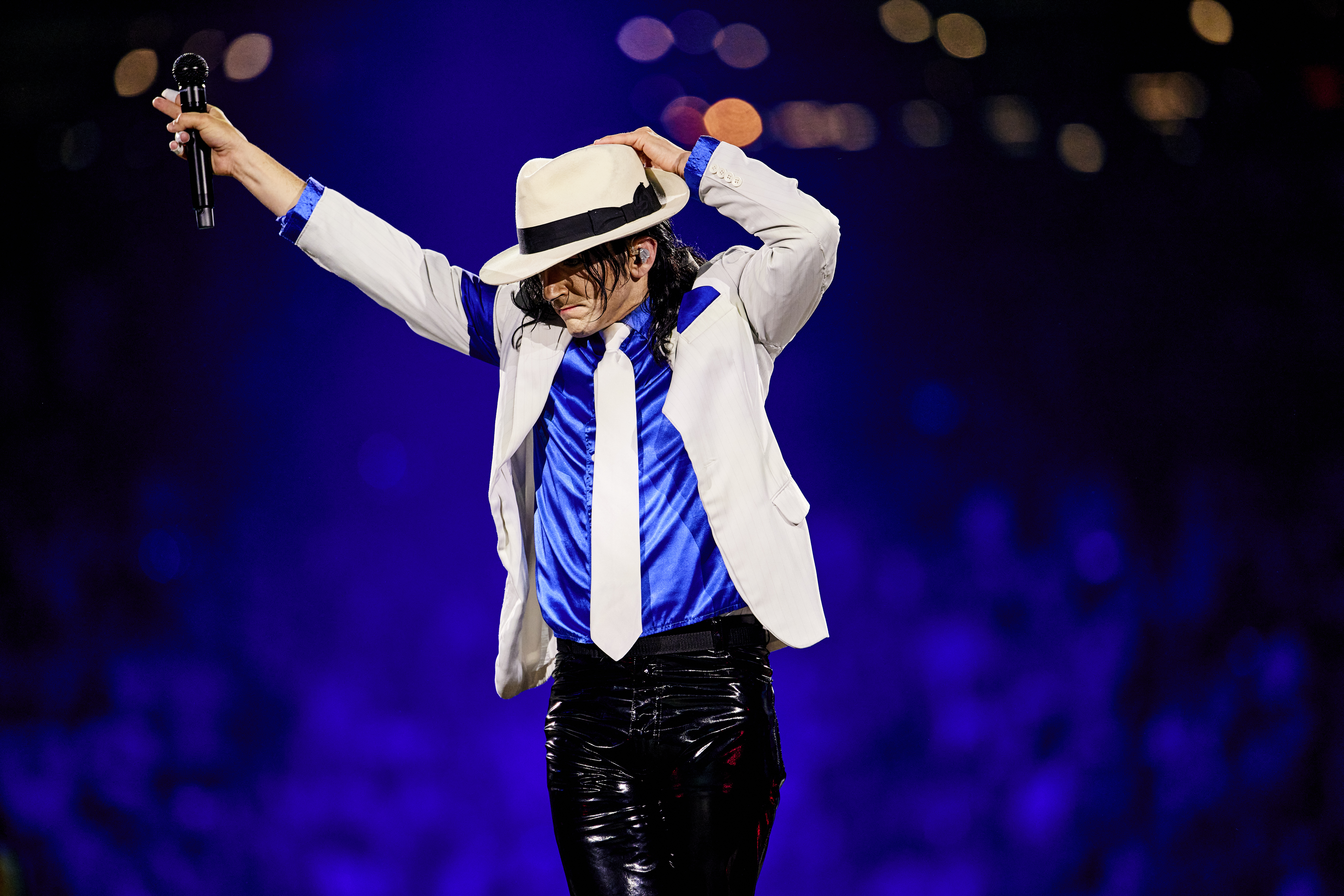 Michael Starring Ben