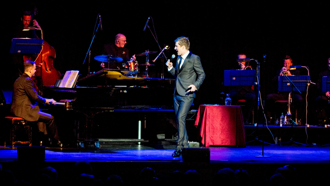 Christmas Party Singer - Ryan Mac